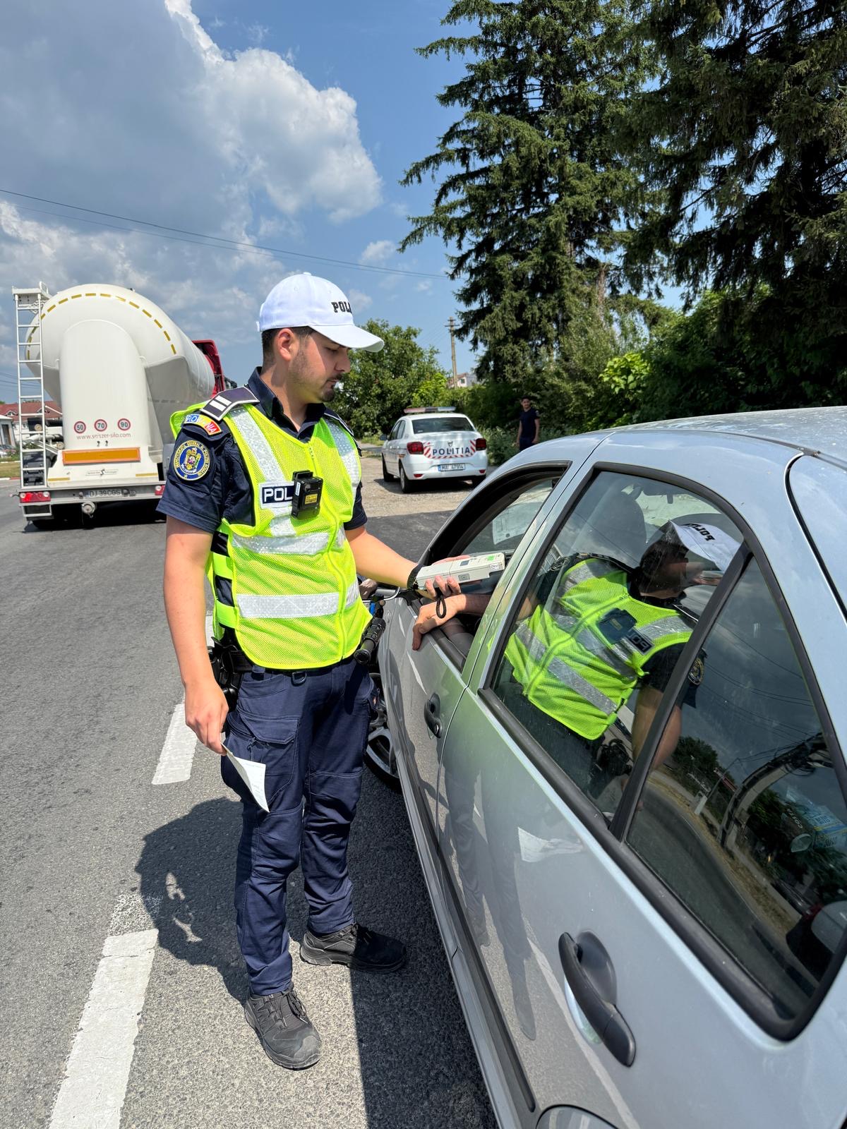 6e948819-3ebc-4aa4-aa0c-22dd8fd78d66