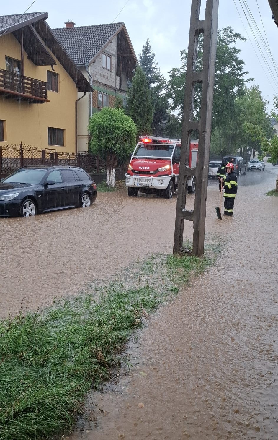 04250c77-4d87-4582-ba89-f34aa6809892