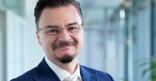 18221846369551157872