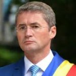Anul școlar începe fără festivitatea comună din Parcul Central „Carol Schreter”. Unitățile de învățământ din Petroșani își organizează propriile ceremonii
