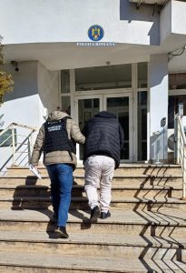 ce02632e-83f6-4d14-8b6a-cb0c151b3924