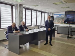 att.4OpvvoP8lHIlTfhTZrLc0H4IrjX6eAGz4RpRoLI-M7s