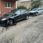 Mașini lovite în zona centrală a municipiului Petroșani