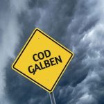 Cod galben de furtuni în județul Hunedoara. Vânt puternic, grindină și ploi torențiale până miercuri seara