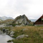 Refugiul Zănoaga din Parcul Național Retezt intră în reparații. Turiștii nu se mai pot caza temporal