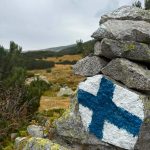 Noi lucrări pentru siguranța turiștilor în zona Zănoaga: traseul spre Culmea Slăveiu, reamenajat și semnalizat