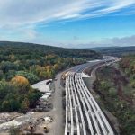 A1 Margina – Holdea: zeci de grinzi au fost montate. În ce stadiu au ajuns lucrările