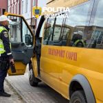 Șofer băut, la volanul microbuzului școlar